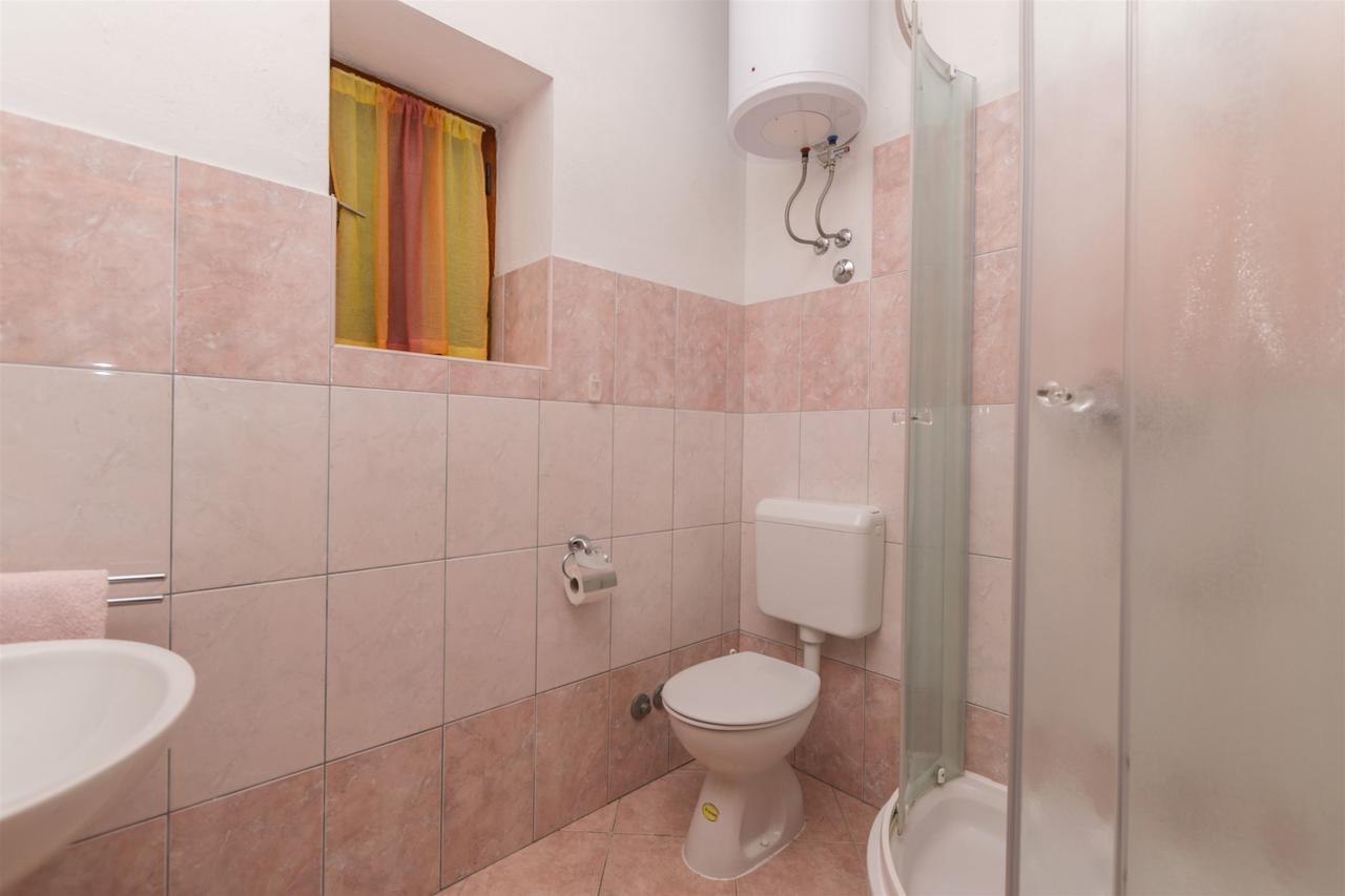 Apartments Albina Бродариця Екстер'єр фото